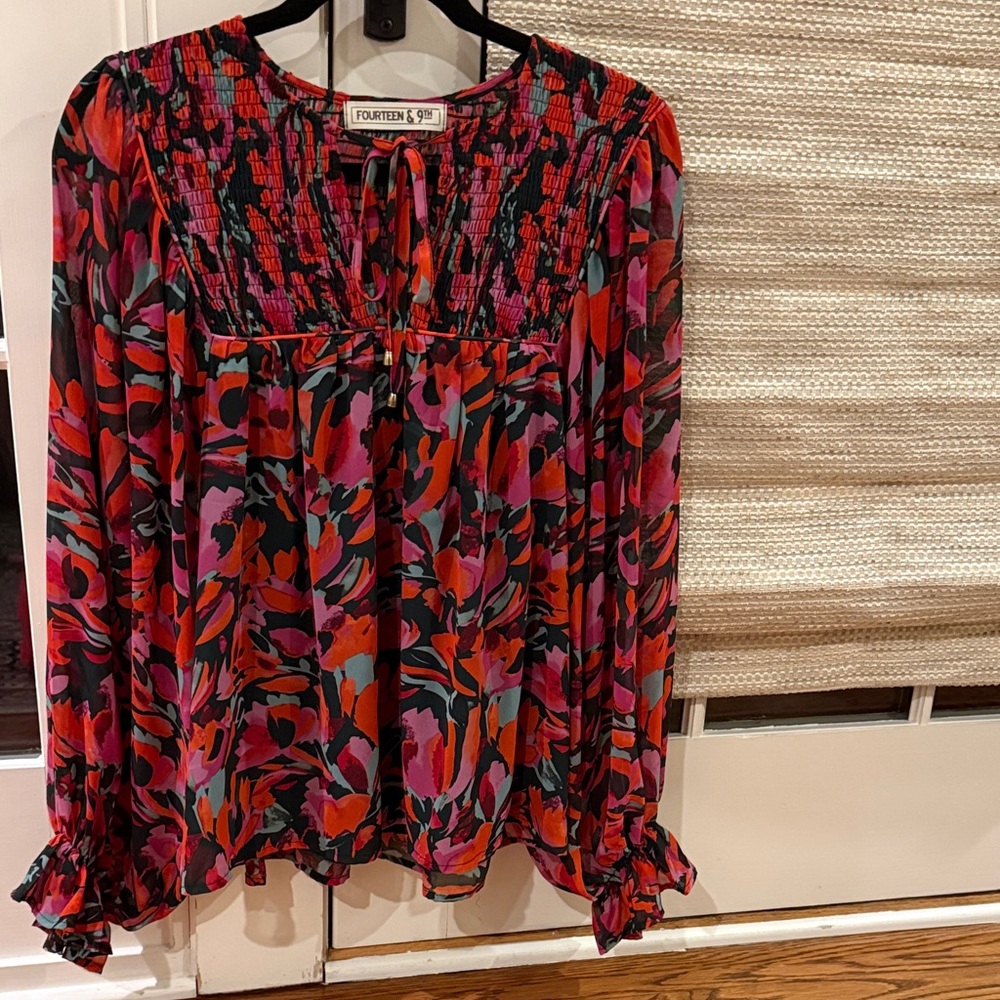 NWOT multicolored blouse